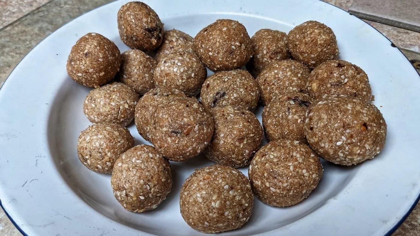 Til Gud Laddoo (Box of 12)